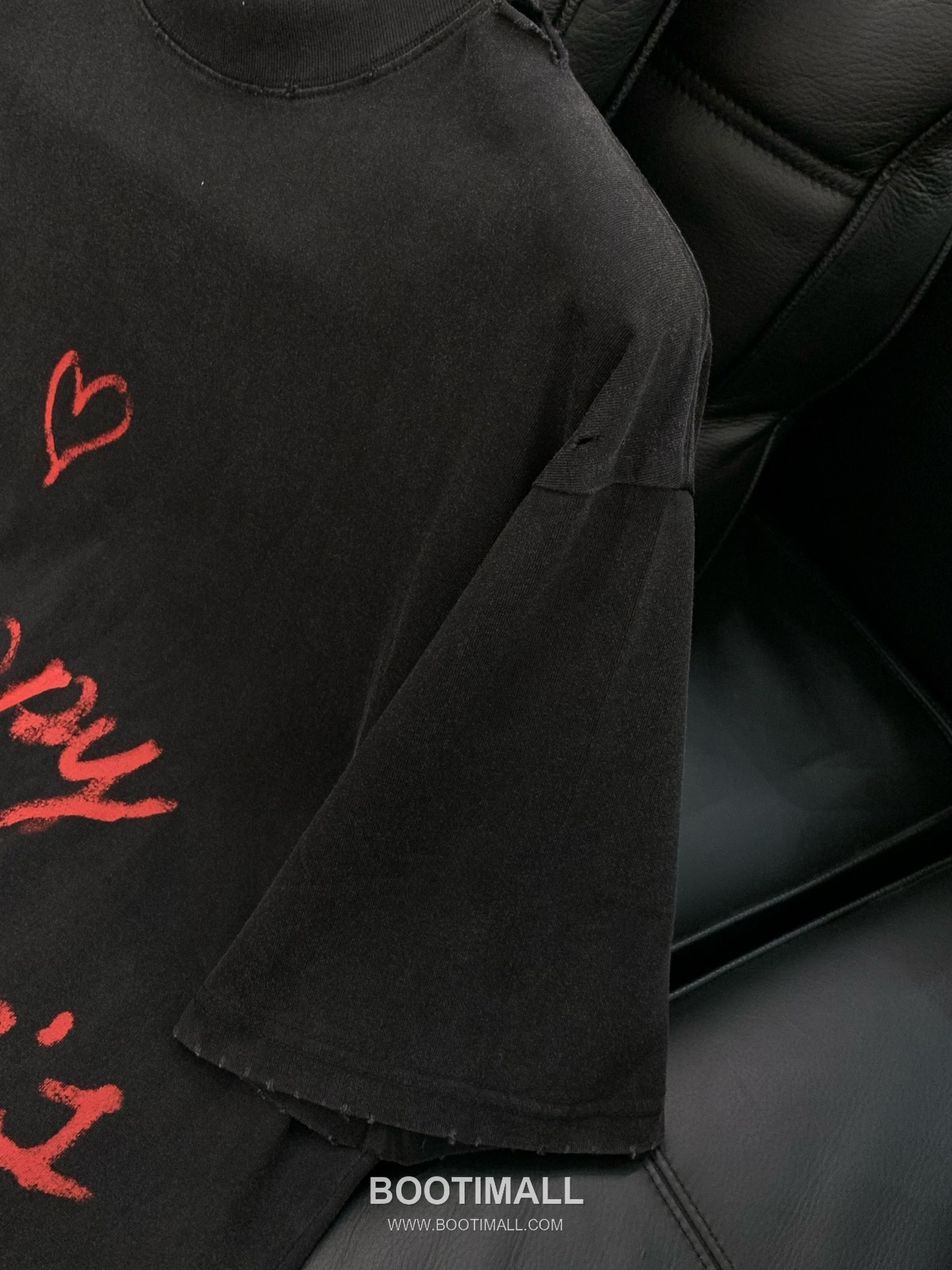 Balenciaga SS26 Cotton Crewneck T-Shirt with Logo Print 발렌시아가 SS26 코튼 크루넥 티셔츠 로고 프린트 5