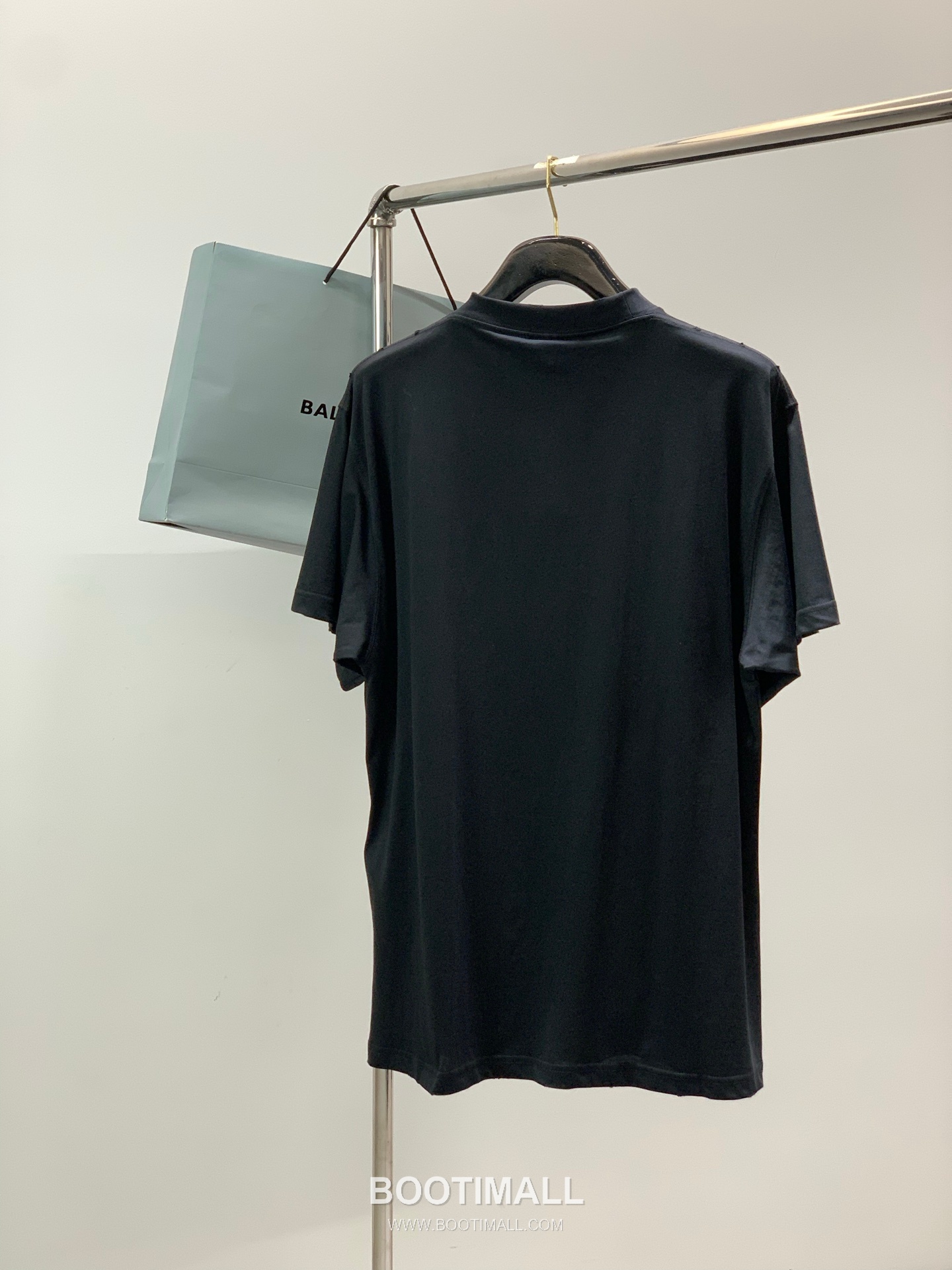 Balenciaga SS26 Cotton Crewneck T-Shirt with Logo Print 발렌시아가 SS26 코튼 크루넥 티셔츠 로고 프린트 5