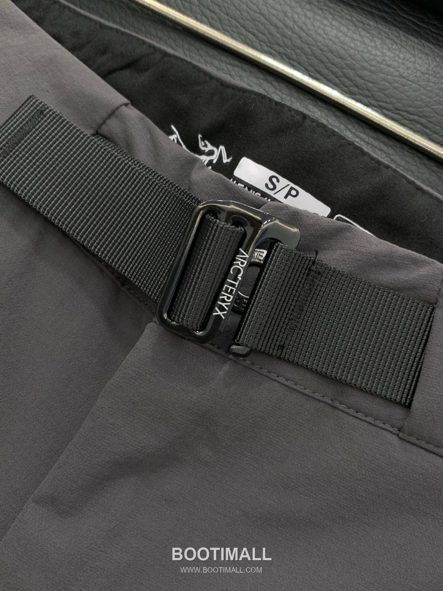 Arc'teryx Gamma Nylon Softshell Pants with Zip Pocket Design 아크테릭스 감마 나일론 소프트쉘 팬츠 지퍼 포켓 디자인 5