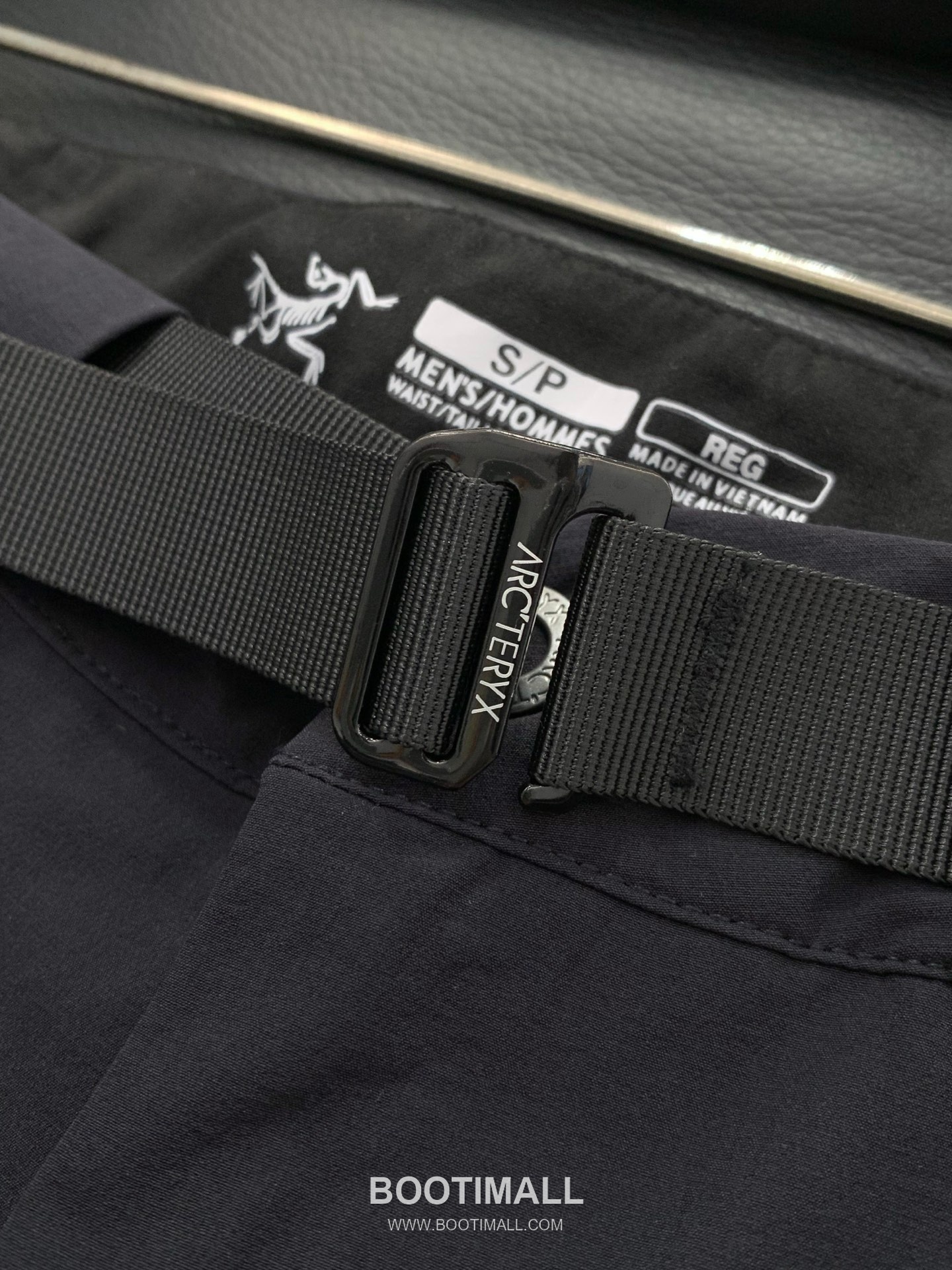 Arc'teryx Gamma Nylon Softshell Pants with Zip Pocket Design 아크테릭스 감마 나일론 소프트쉘 팬츠 지퍼 포켓 디자인 5