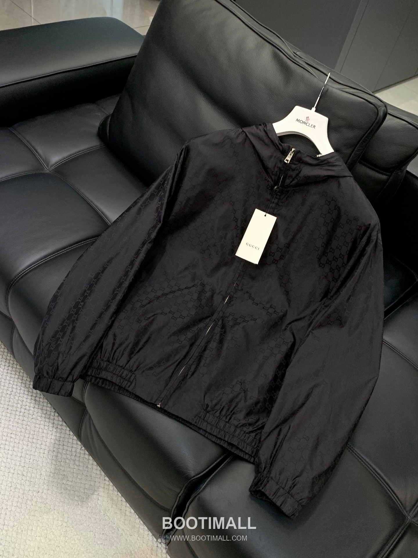 Gucci SS26 Cotton Blend Hooded Jacket with Jacquard Logo Pattern 구찌 SS26 코튼 혼방 후드 재킷 자카드 로고 패턴 3