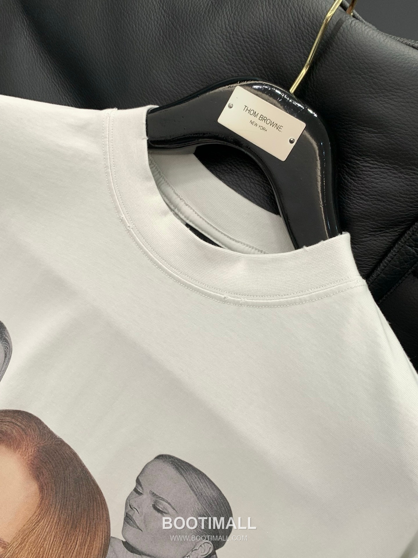 Balenciaga SS26 Cotton Crewneck T-Shirt with Logo Print 발렌시아가 SS26 코튼 크루넥 티셔츠 로고 프린트 4