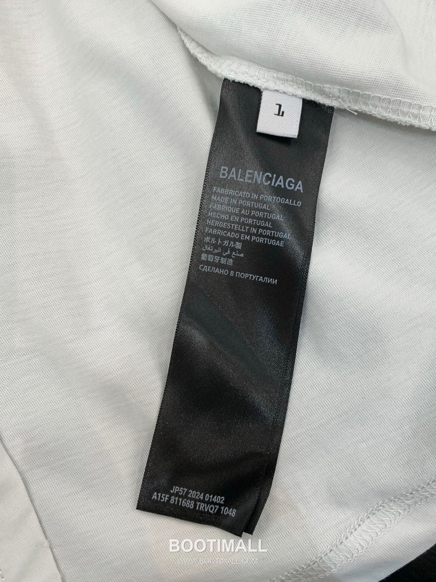 Balenciaga SS26 Cotton Crewneck T-Shirt with Logo Print 발렌시아가 SS26 코튼 크루넥 티셔츠 로고 프린트 9