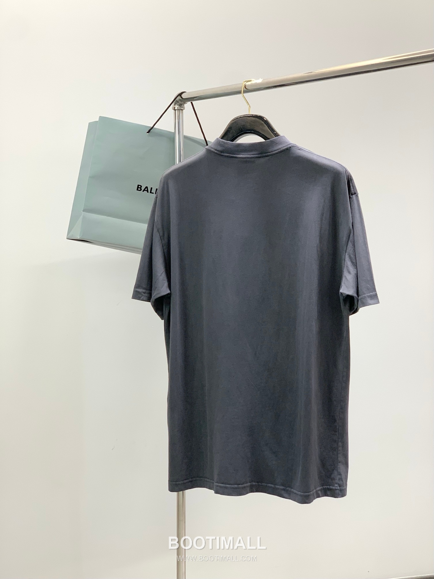 Balenciaga SS26 Cotton Crewneck T-Shirt with Logo Print 발렌시아가 SS26 코튼 크루넥 티셔츠 로고 프린트 5