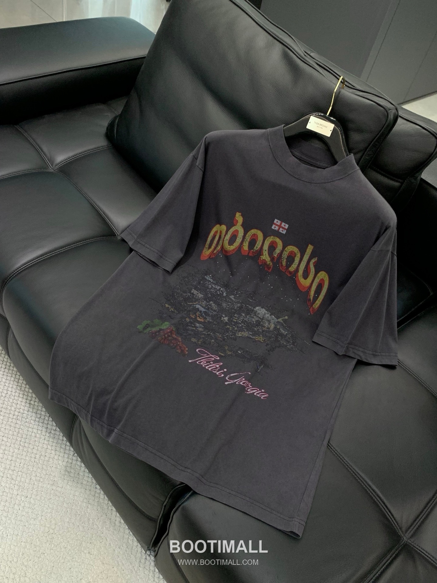 Balenciaga SS26 Cotton Crewneck T-Shirt with Logo Print 발렌시아가 SS26 코튼 크루넥 티셔츠 로고 프린트 6