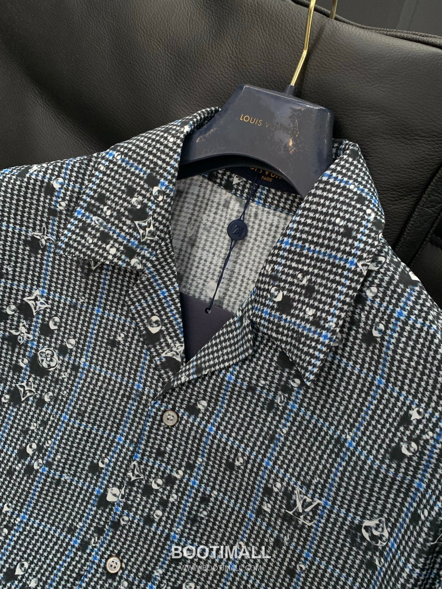 Louis Vuitton SS26 Cotton Short Sleeve T-Shirt and Shorts Set with Logo Print 루이비통 SS26 코튼 반팔 티셔츠 쇼츠 세트 로고 프린트 13