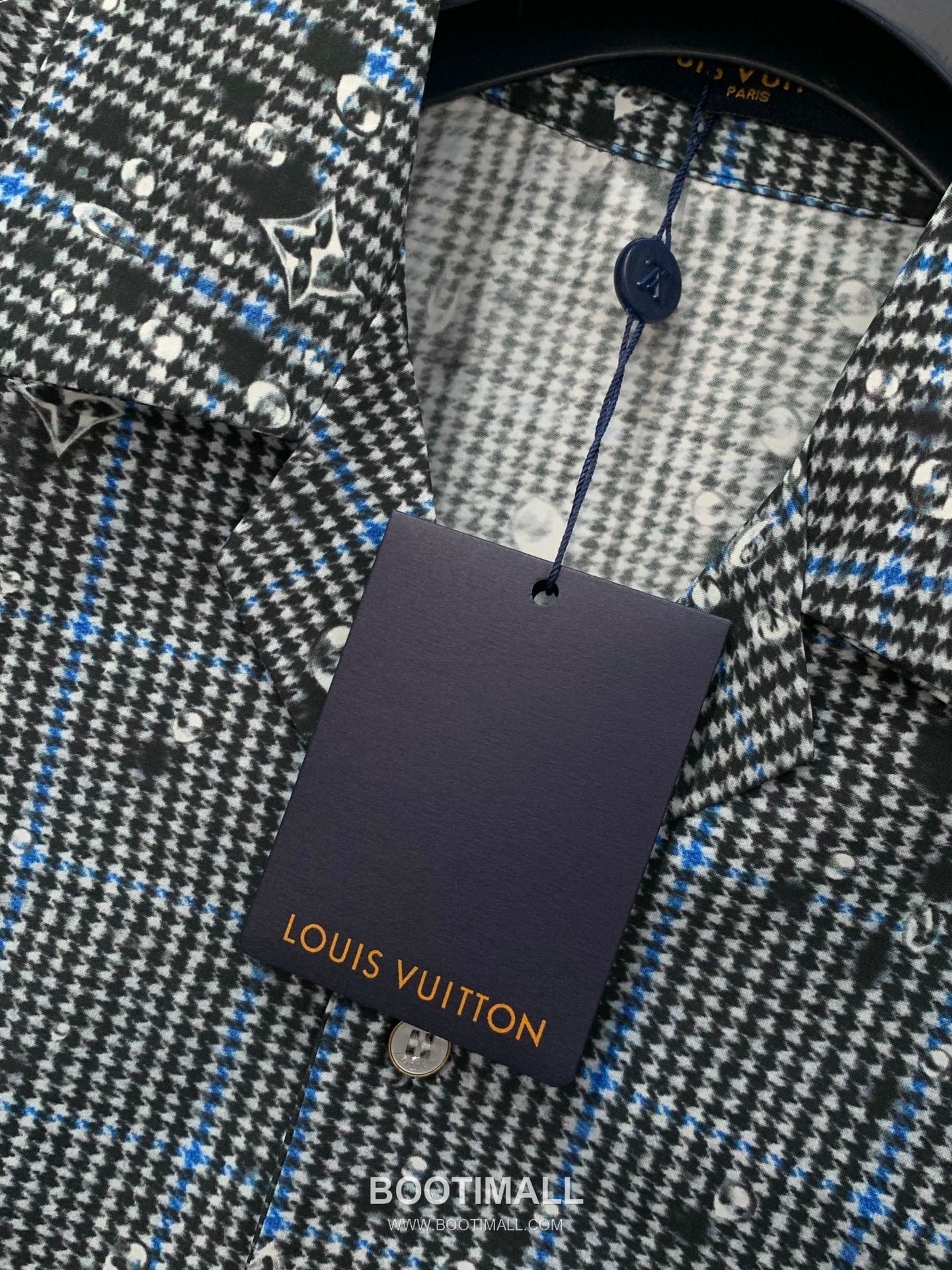 Louis Vuitton SS26 Cotton Short Sleeve T-Shirt and Shorts Set with Logo Print 루이비통 SS26 코튼 반팔 티셔츠 쇼츠 세트 로고 프린트 15