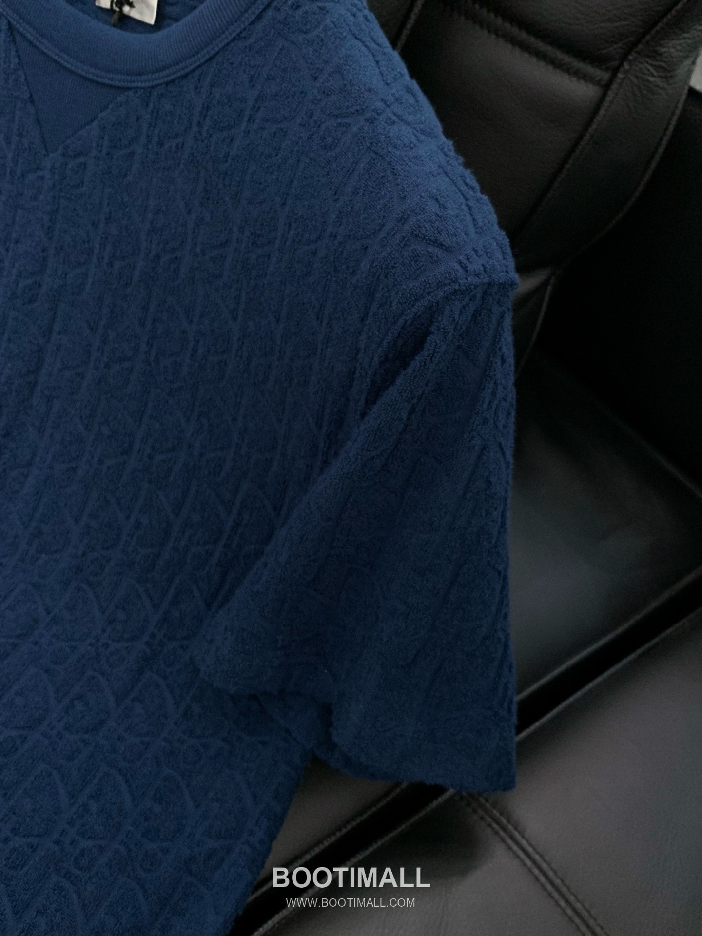 Dior SS26 Cotton Short Sleeve T-Shirt and Shorts Set with Flocked Logo 디올 SS26 코튼 반팔 티셔츠 쇼츠 세트 플로킹 로고 14