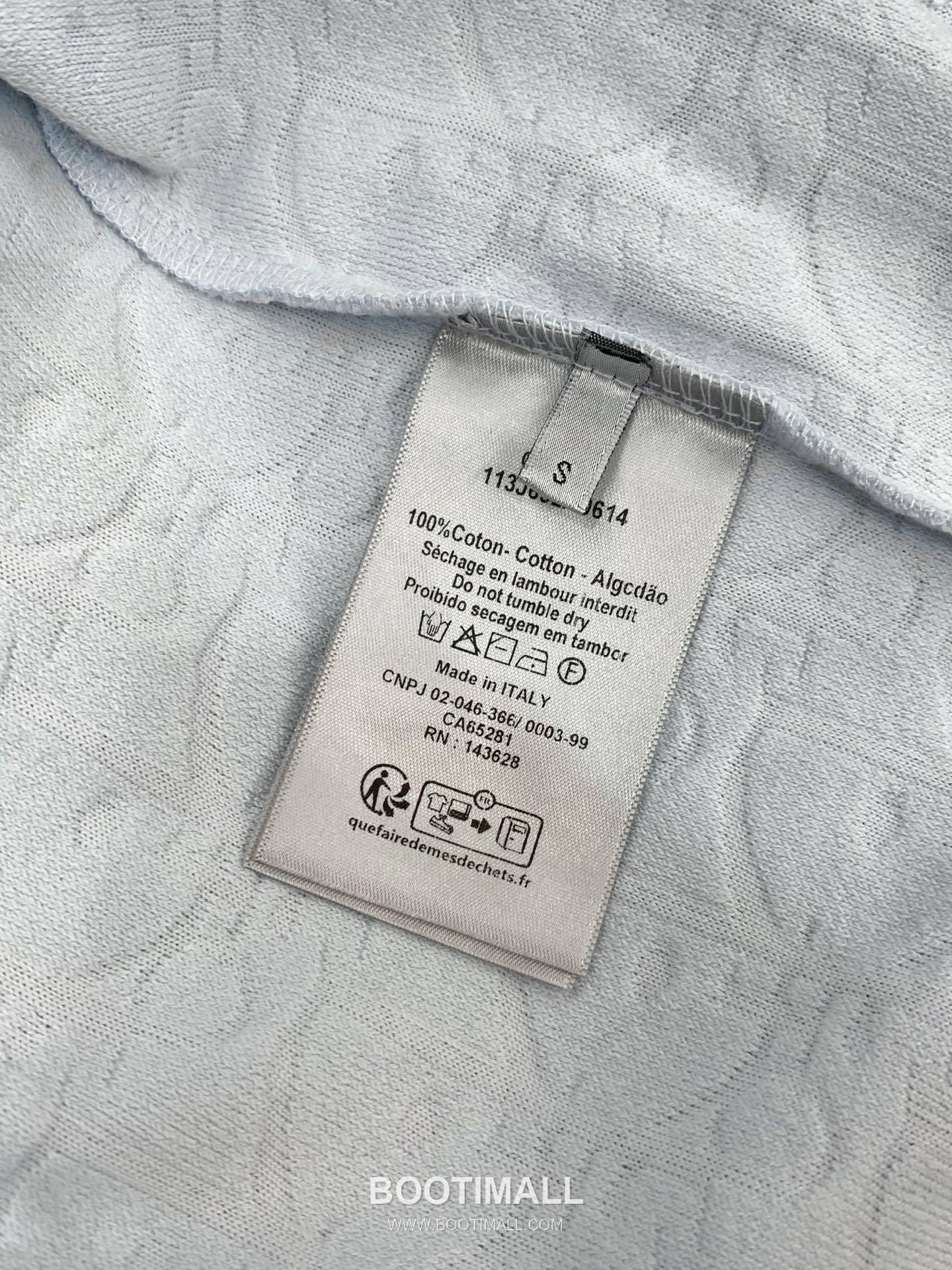 Dior SS26 Cotton Short Sleeve T-Shirt and Shorts Set with Flocked Logo 디올 SS26 코튼 반팔 티셔츠 쇼츠 세트 플로킹 로고 16