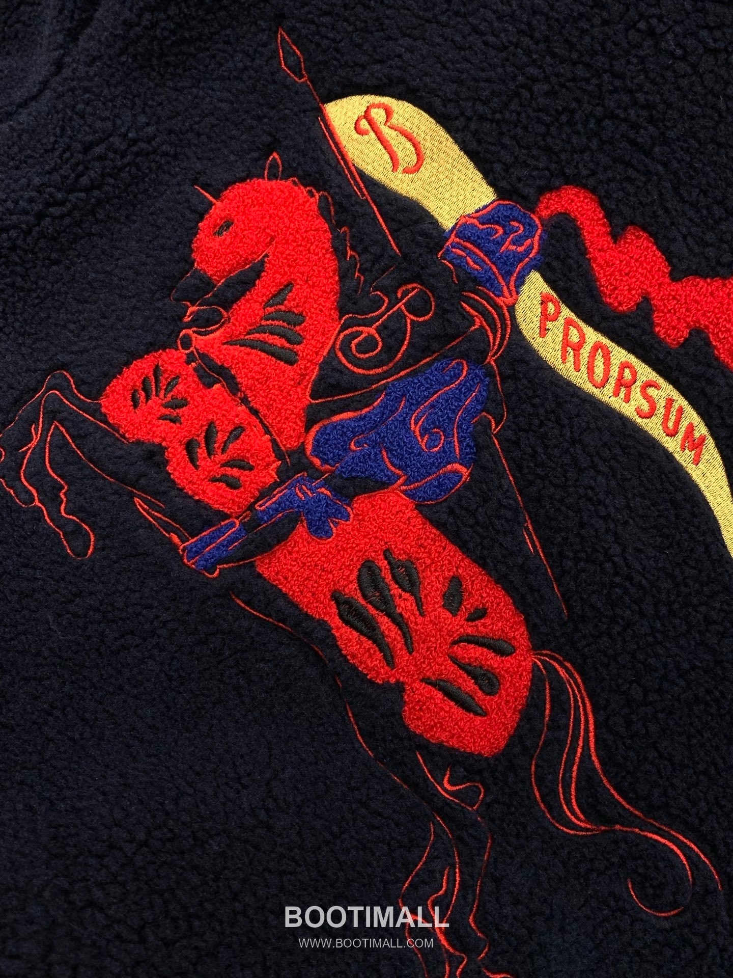 Burberry SS26 Polyester Fleece Jacket with Embroidered Logo 버버리 SS26 폴리에스터 플리스 재킷 자수 로고 6