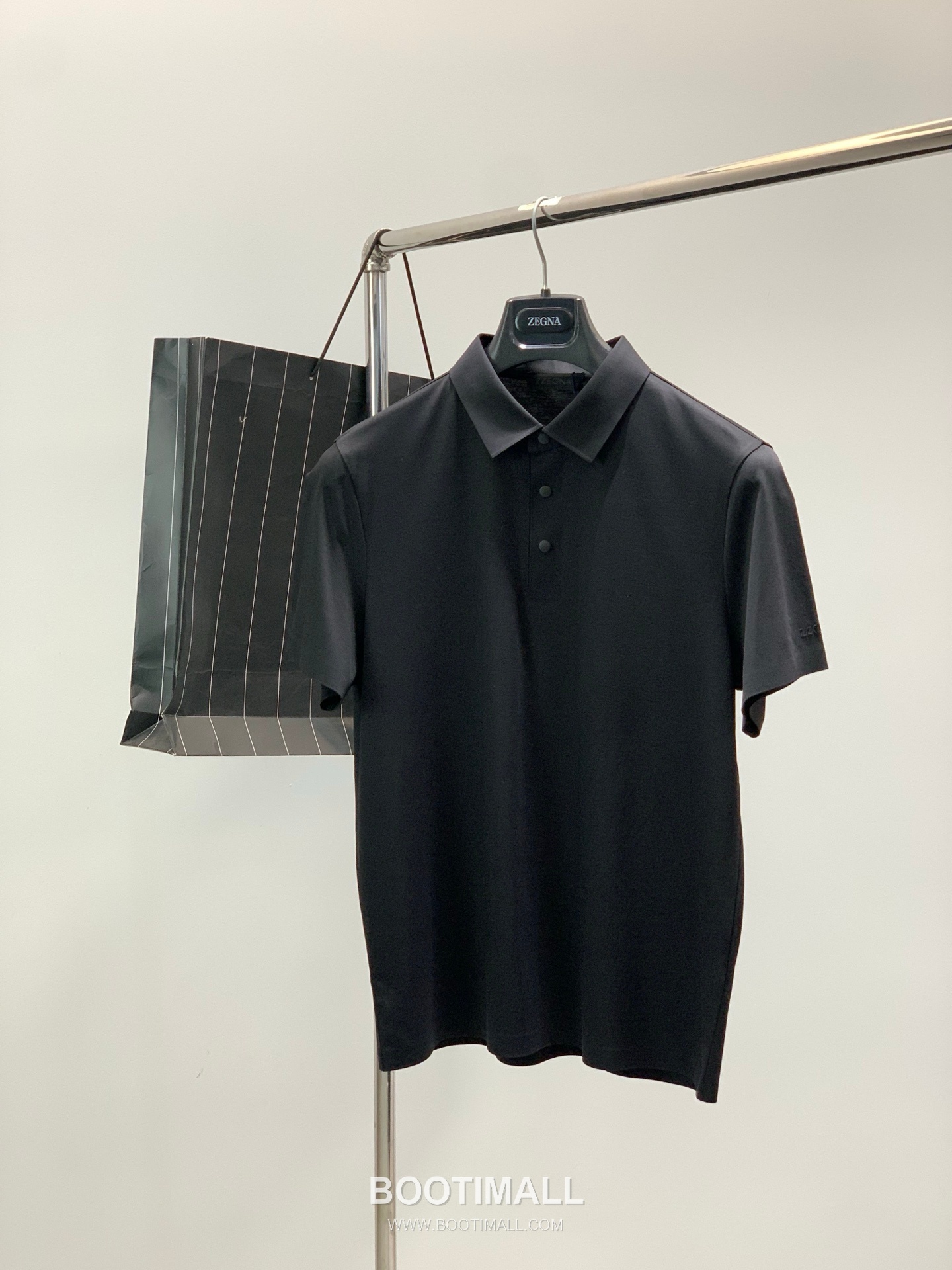 Zegna SS26 Cotton Collared Short Sleeve T-Shirt with Logo Print 제냐 SS26 코튼 카라 반팔 티셔츠 로고 프린트 1