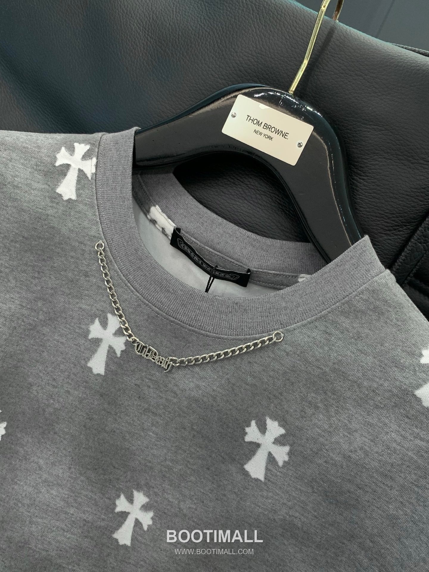 Chrome Hearts SS26 Cotton Crewneck T-Shirt with Embroidered Logo 크롬하츠 SS26 코튼 크루넥 티셔츠 자수 로고 4