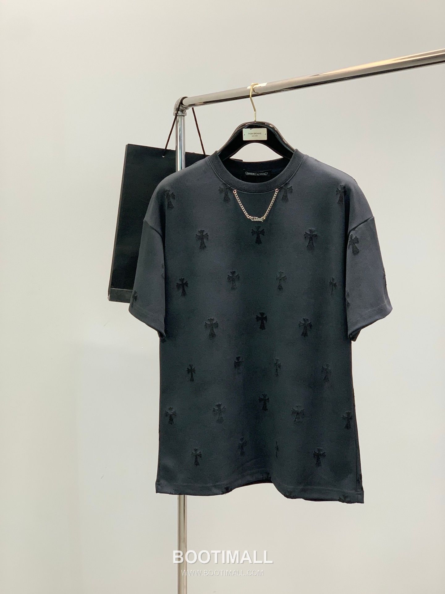 Chrome Hearts SS26 Cotton Crewneck T-Shirt with Embroidered Logo 크롬하츠 SS26 코튼 크루넥 티셔츠 자수 로고 1