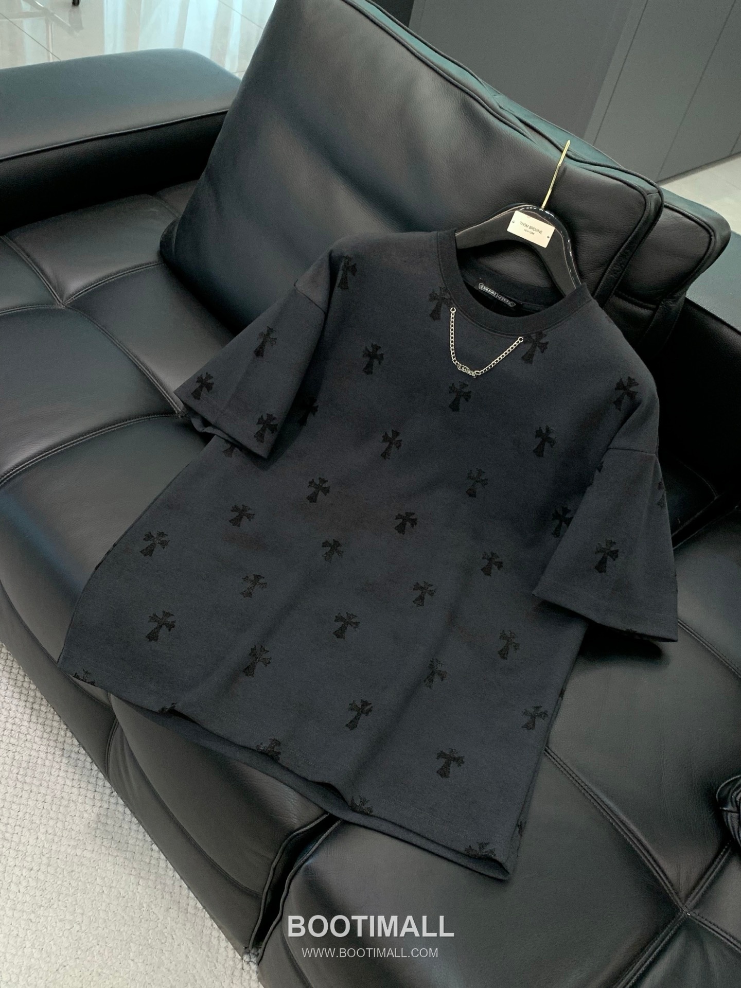 Chrome Hearts SS26 Cotton Crewneck T-Shirt with Embroidered Logo 크롬하츠 SS26 코튼 크루넥 티셔츠 자수 로고 3