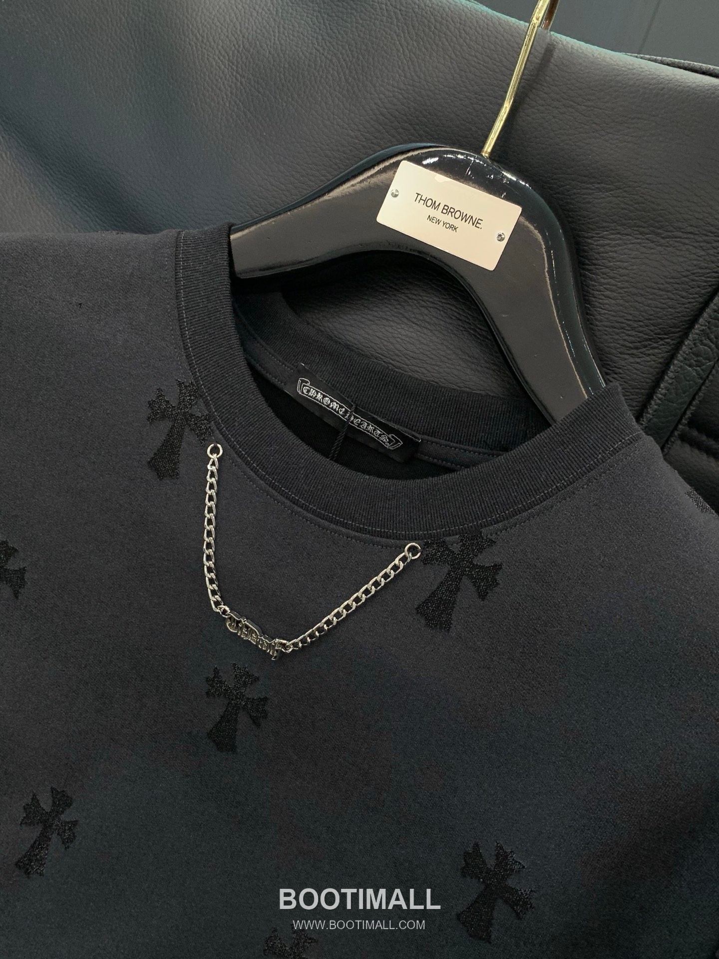 Chrome Hearts SS26 Cotton Crewneck T-Shirt with Embroidered Logo 크롬하츠 SS26 코튼 크루넥 티셔츠 자수 로고 4