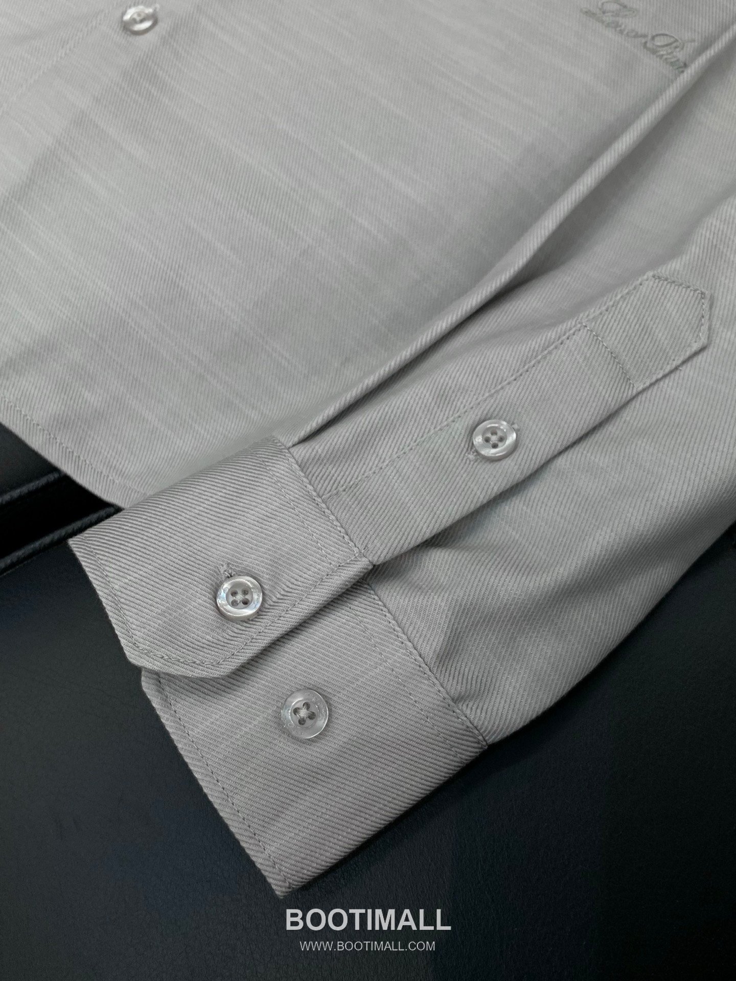 Loro Piana SS26 Cotton Long Sleeve Shirt with Embroidered Logo 로로피아나 SS26 코튼 긴팔 셔츠 자수 로고 7