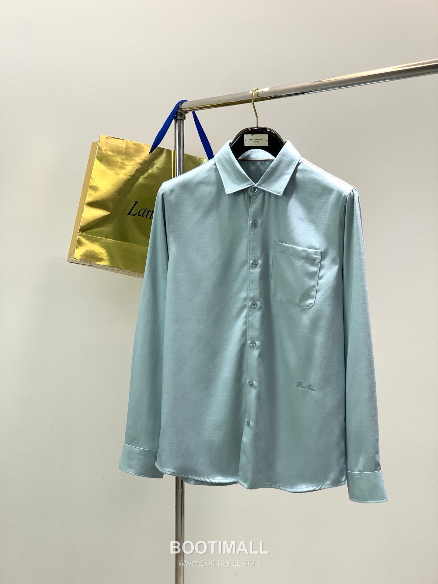 Loro Piana SS26 Cotton Long Sleeve Shirt with Embroidered Logo 로로피아나 SS26 코튼 긴팔 셔츠 자수 로고 1