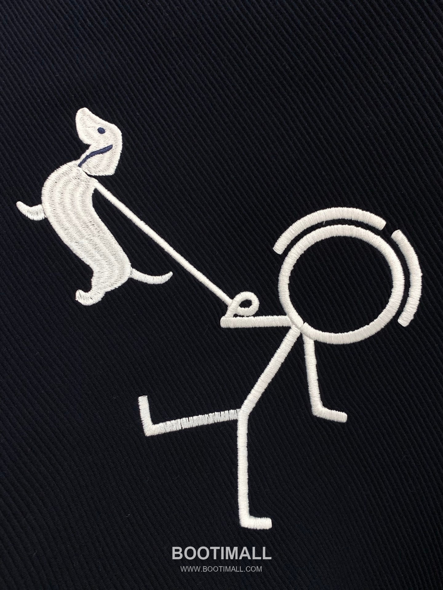 Thom Browne SS26 Cotton Shirt and Pants Set with Printed and Embroidered Logo 톰브라운 SS26 코튼 셔츠 팬츠 세트 프린트 자수 로고 7