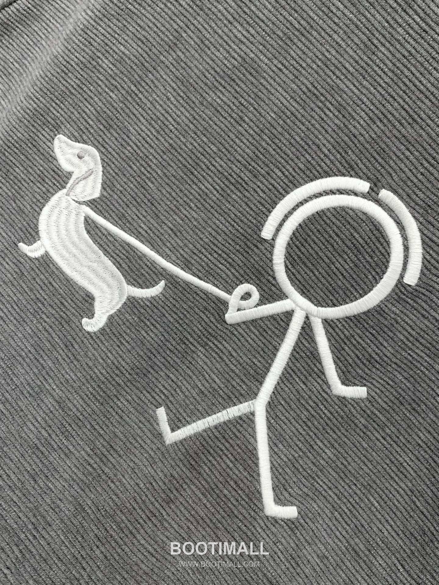 Thom Browne SS26 Cotton Shirt and Pants Set with Printed and Embroidered Logo 톰브라운 SS26 코튼 셔츠 팬츠 세트 프린트 자수 로고 8