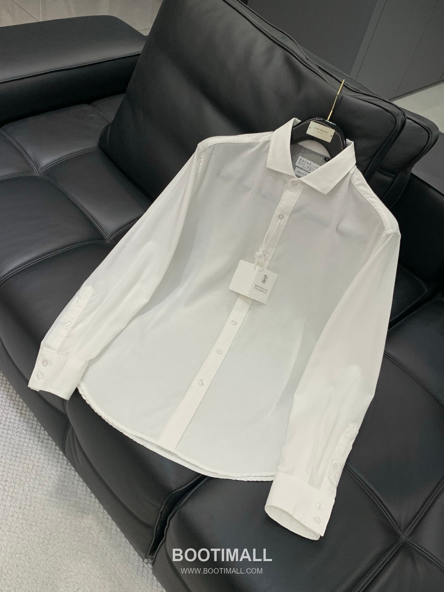 Brunello Cucinelli SS26 Cotton Long Sleeve Shirt with Embroidered Logo 브루넬로 쿠치넬리 SS26 코튼 긴팔 셔츠 자수 로고 3