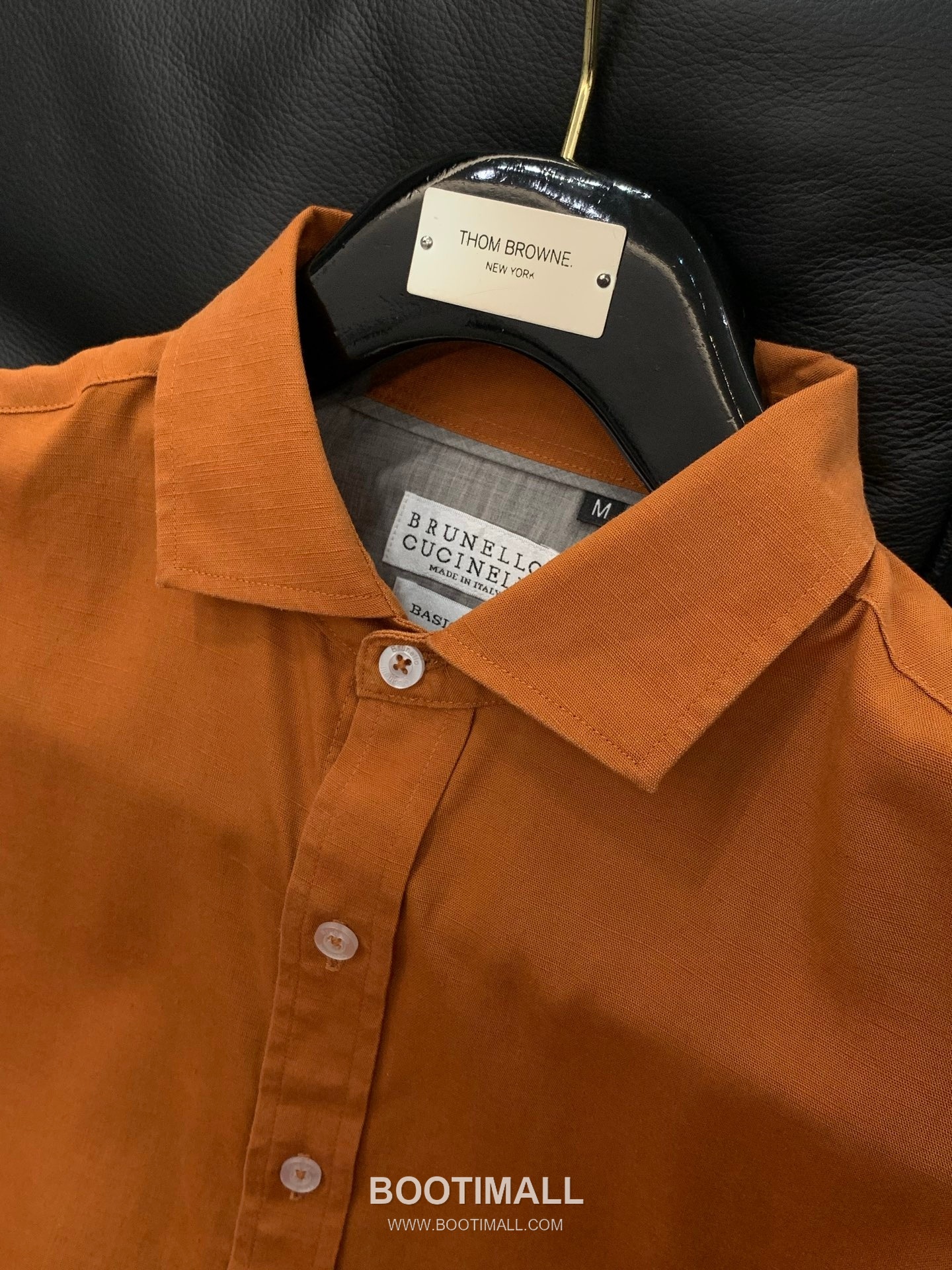 Brunello Cucinelli SS26 Cotton Long Sleeve Shirt with Embroidered Logo 브루넬로 쿠치넬리 SS26 코튼 긴팔 셔츠 자수 로고 4