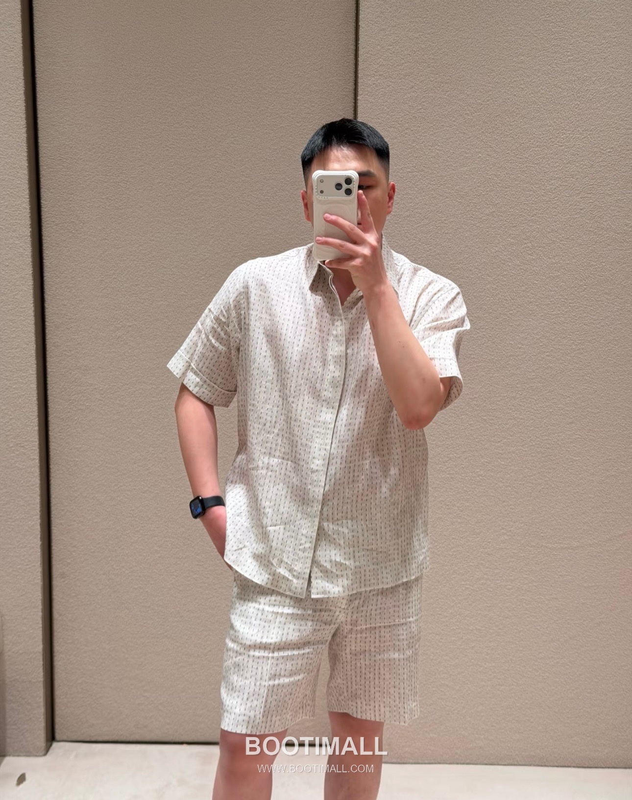 Fendi SS25 Cotton Jacquard Short Sleeve T-Shirt and Shorts Set with Logo Pattern 펜디 SS25 코튼 자카드 반팔 티셔츠 쇼츠 세트 로고 패턴 2