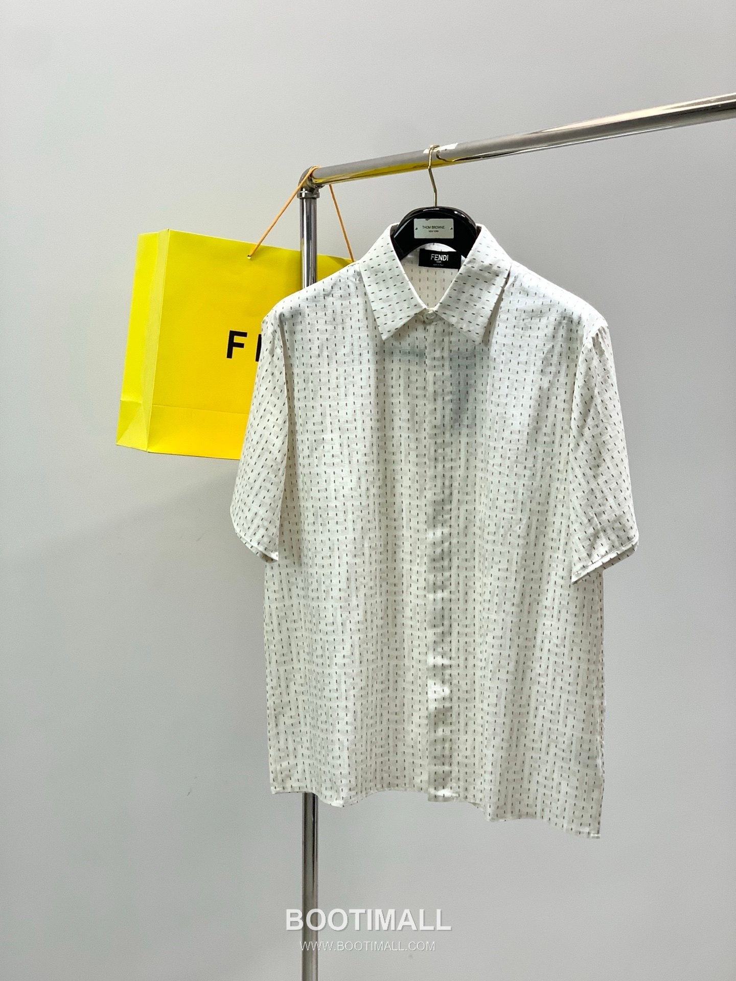 Fendi SS25 Cotton Jacquard Short Sleeve T-Shirt and Shorts Set with Logo Pattern 펜디 SS25 코튼 자카드 반팔 티셔츠 쇼츠 세트 로고 패턴 5