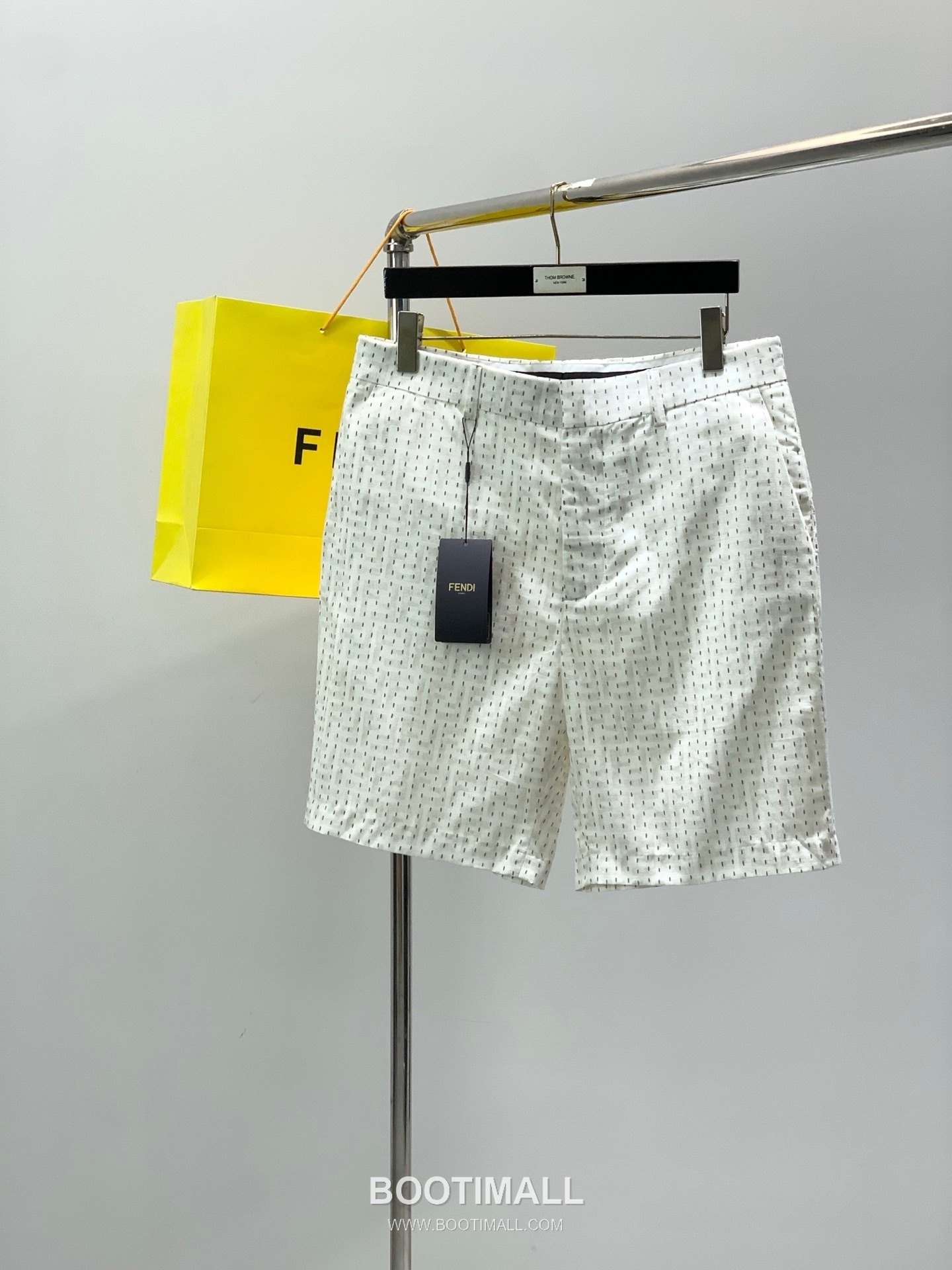 Fendi SS25 Cotton Jacquard Short Sleeve T-Shirt and Shorts Set with Logo Pattern 펜디 SS25 코튼 자카드 반팔 티셔츠 쇼츠 세트 로고 패턴 14