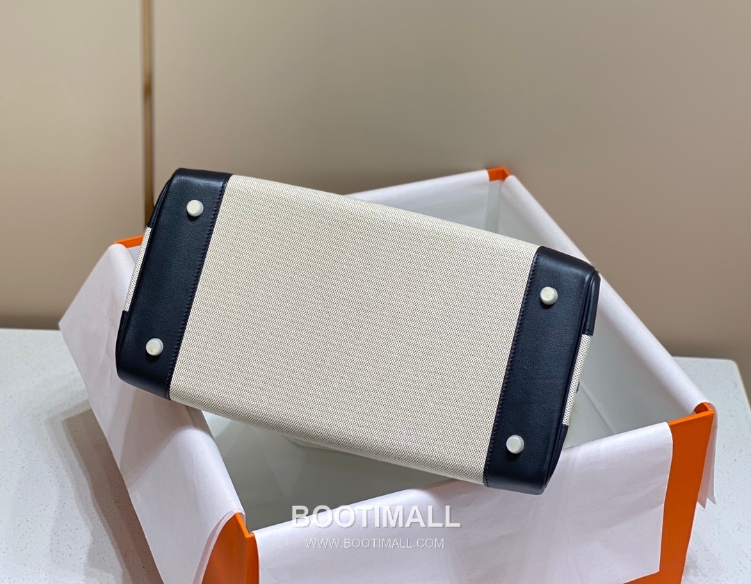 Hermes Birkin 35 Swift Leather Canvas Tote Bag with Flap Lock Detail 에르메스 버킨 35 스위프트 레더 캔버스 토트백 플랩락 12110013 35cm 13