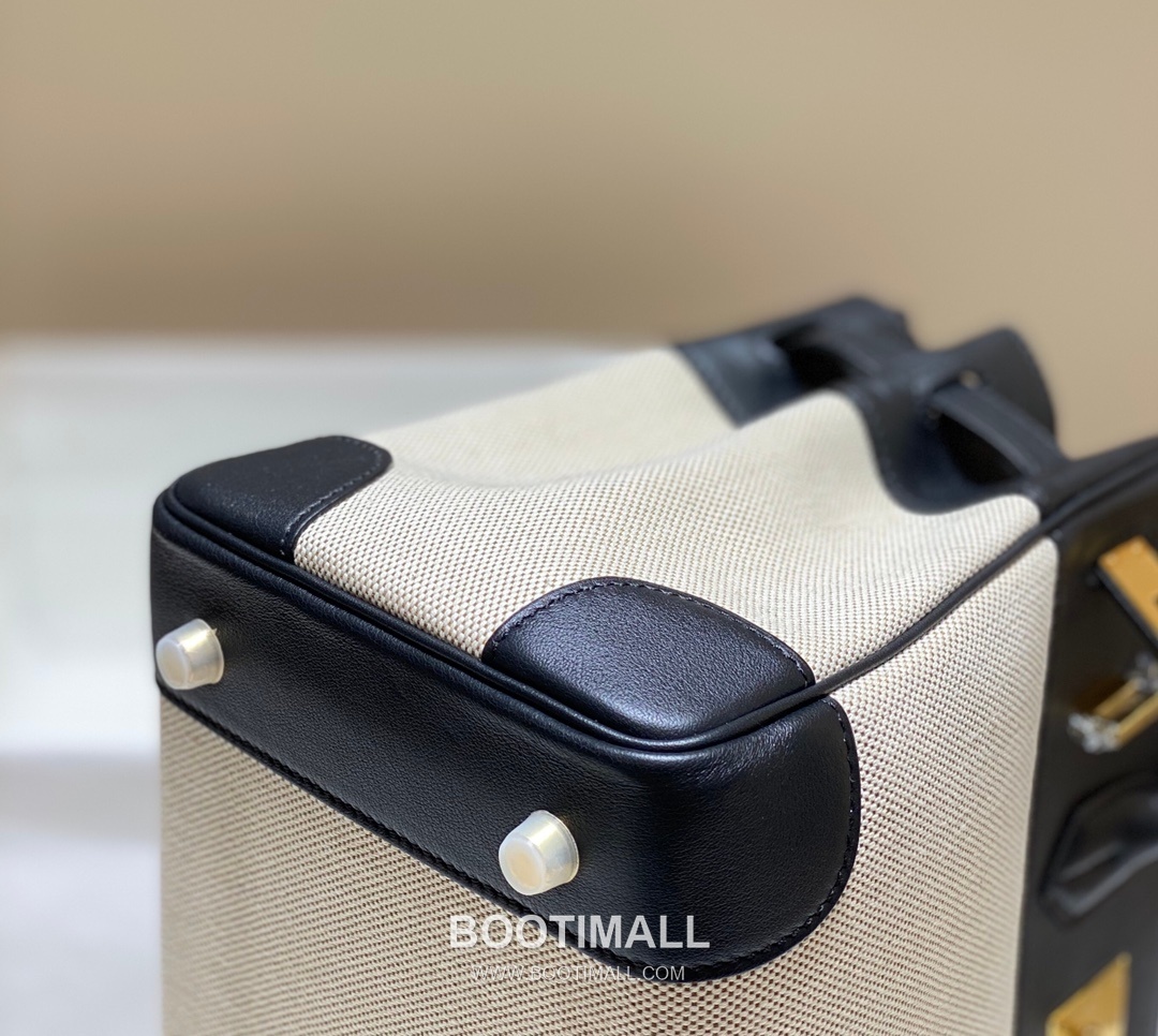 Hermes Birkin 30 Swift Leather Canvas Tote Bag with Flap Lock Detail 에르메스 버킨 30 스위프트 레더 캔버스 토트백 플랩락 12105018 30cm 15