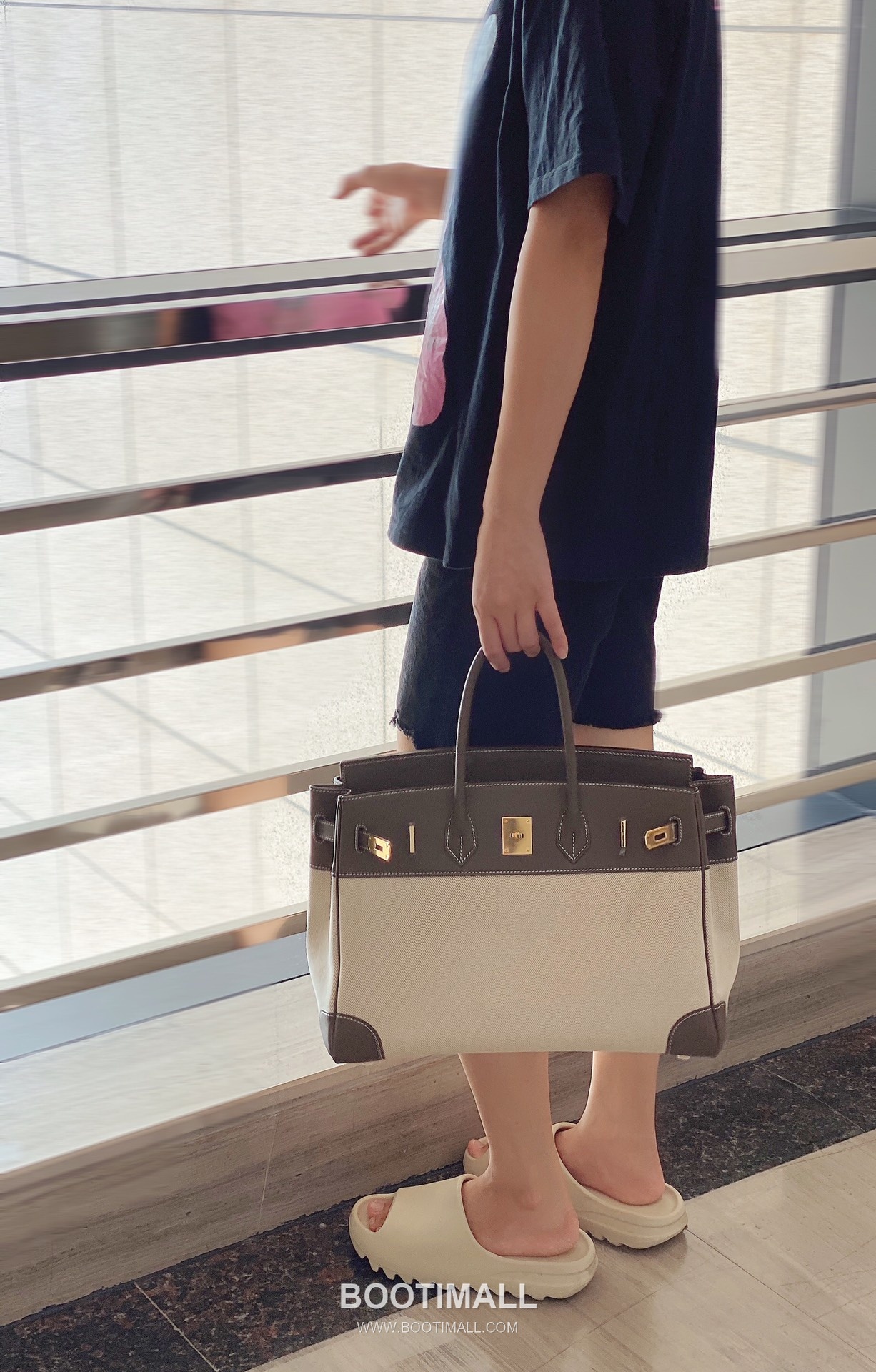 Hermes Birkin 35 Swift Leather Canvas Tote Bag with Flap Lock Detail 에르메스 버킨 35 스위프트 레더 캔버스 토트백 플랩락 12110013 35cm 2