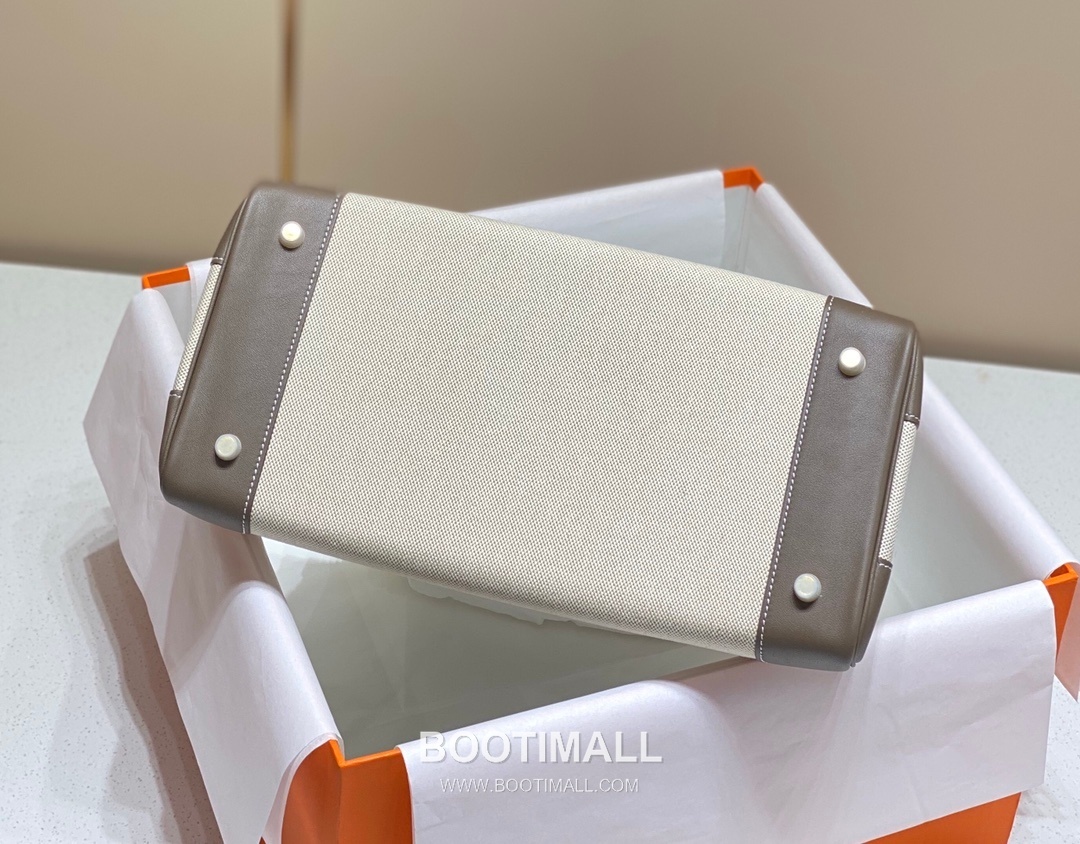 Hermes Birkin 35 Swift Leather Canvas Tote Bag with Flap Lock Detail 에르메스 버킨 35 스위프트 레더 캔버스 토트백 플랩락 12110013 35cm 15