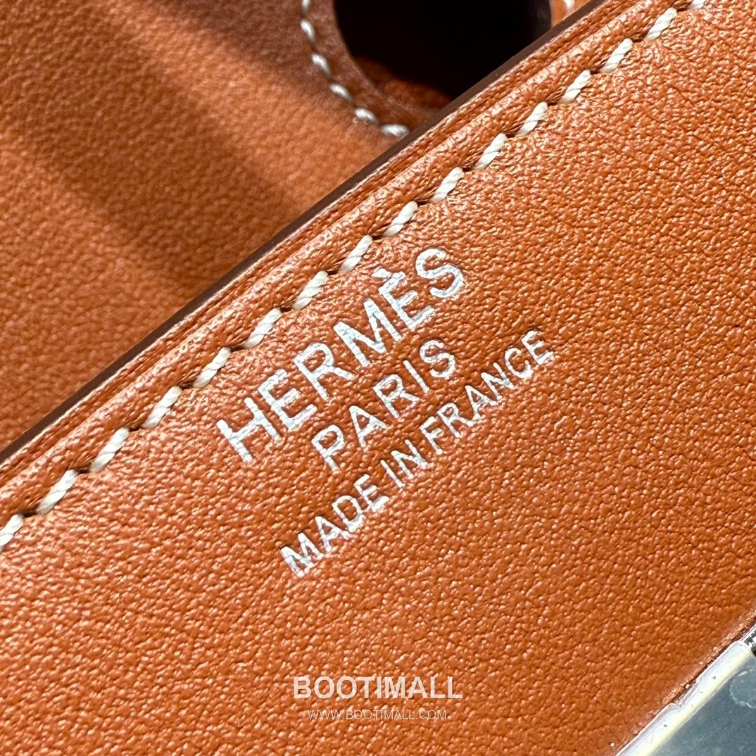 Hermes Birkin 35 Swift Leather Canvas Tote Bag with Flap Lock Detail 에르메스 버킨 35 스위프트 레더 캔버스 토트백 플랩락 12110013 35cm 8